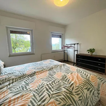 Romantic With Garden Apartamento