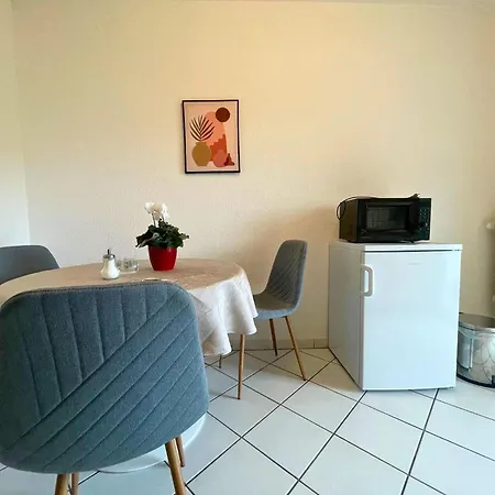 Romantic With Garden Apartamento