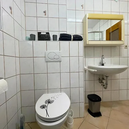 Romantic With Garden Apartamento *