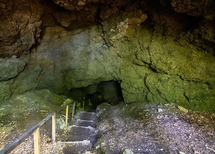 Romantic With Garden Birresborn